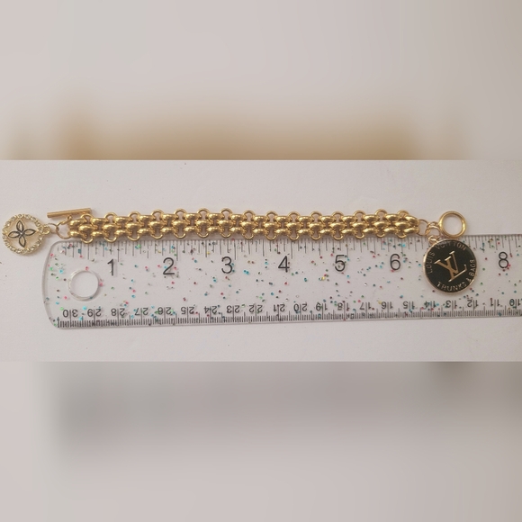 Louis Vuitton Trunks & Bags 25mm large zip pull on unbranded bracelet New 7" H… - Picture 2 of 3